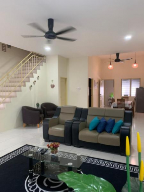 ZillQayyim Homestay